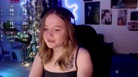 Lisa online show from December 2024 09:22:01 PM