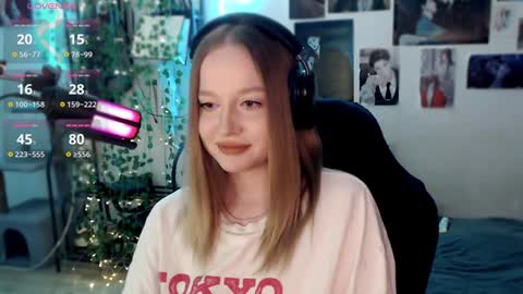 Lisa online show from February 2025 09:50:01 PM