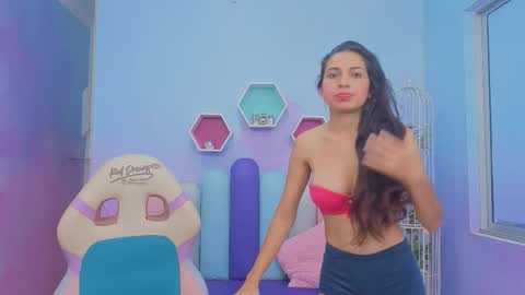 Kate Skinny  online show from January 2026 11:37:02 AM