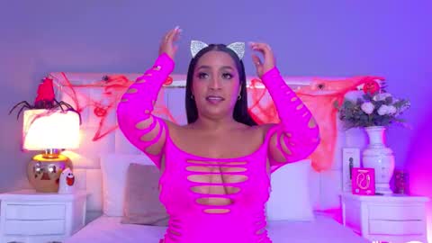 Kate Venegas online show from October 2025 08:16:02 PM