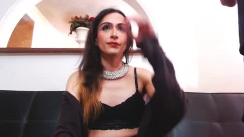 Kathaleia online show from October 2025 07:01:01 PM