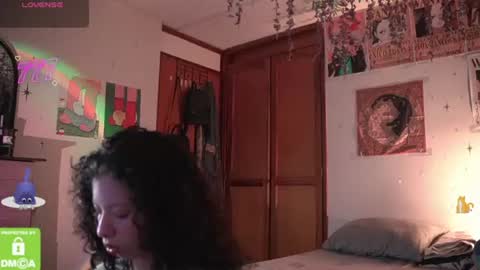 Snapshot of kathc_19 chatting on June 2026 11:43:01 PM Katerine online show from June 2026 11:43:01 PM