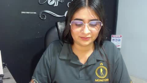 Snapshot of kathe0v chatting on April 2026 10:49:02 PM Call me Lau online show from April 2026 10:49:02 PM
