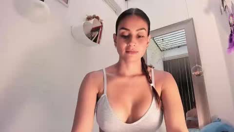 Snapshot of kathe_vergara chatting on December 2024 04:17:01 PM kathe online show from December 2024 04:17:01 PM