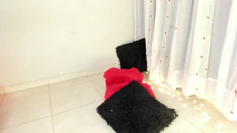 Snapshot of katherina_diaz chatting on December 2024 05:43:01 AM Katherina online show from December 2024 05:43:01 AM