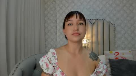 Snapshot of katherine_glow chatting on April 2026 11:27:02 AM KATHE online show from April 2026 11:27:02 AM