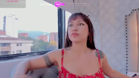 Snapshot of katherine_glow chatting on May 2026 11:40:02 AM KATHE online show from May 2026 11:40:02 AM