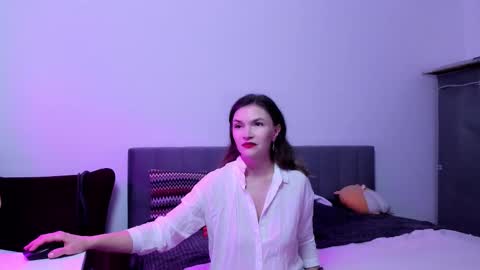 Snapshot of katherinemidnight chatting on November 2025 04:18:02 PM Katherine online show from November 2025 04:18:02 PM