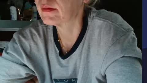 Snapshot of kathleenedwards chatting on July 2026 10:43:02 AM Kathleen online show from July 2026 10:43:02 AM