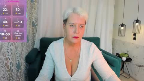 Snapshot of kathy_sunn chatting on March 2026 01:16:02 PM Kathy online show from March 2026 01:16:02 PM