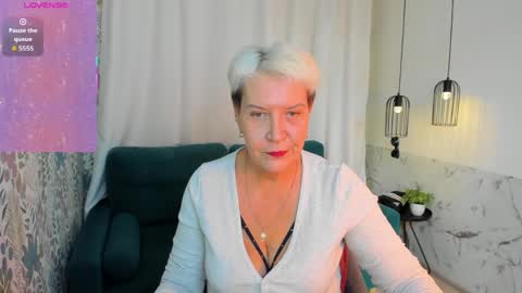Snapshot of kathy_sunn chatting on March 2026 01:23:02 PM Kathy online show from March 2026 01:23:02 PM