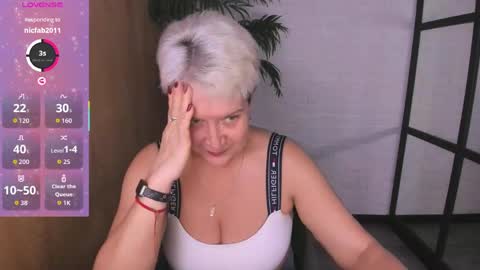 Snapshot of kathy_sunn chatting on April 2026 01:26:01 PM Kathy online show from April 2026 01:26:01 PM