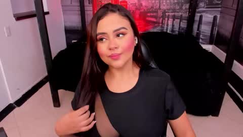 Snapshot of katia_bigboobs11 chatting on October 2025 08:57:02 AM Katia online show from October 2025 08:57:02 AM