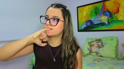 Khaterine online show from April 2026 12:16:02 PM