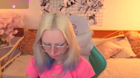 Katia  online show from February 2026 06:22:02 AM