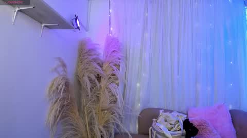 KATIA  online show from October 2025 12:15:01 PM