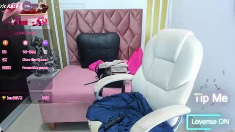 Snapshot of katialips_ chatting on September 2025 10:24:02 PM Katia online show from September 2025 10:24:02 PM