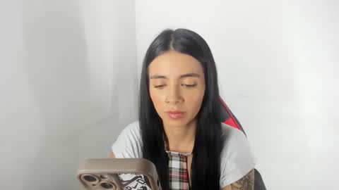 Snapshot of katialips_ chatting on November 2025 09:05:02 PM Katia online show from November 2025 09:05:02 PM