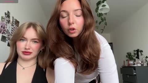 Katienext stream  online show from September 2025 10:08:02 AM