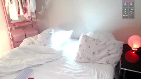 Katie Deville online show from February 2026 07:39:02 PM