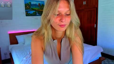 Snapshot of katie_dierse chatting on March 2026 03:44:02 AM Katie online show from March 2026 03:44:02 AM