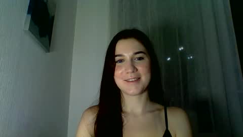 katie_foxi online show from November 2025 04:20:01 PM