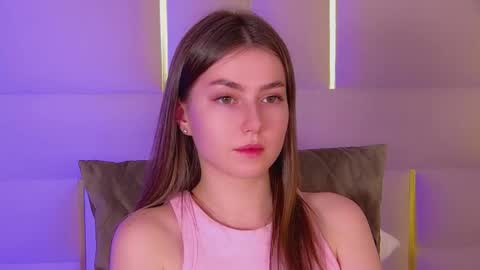 katiereeves online show from November 2025 05:46:01 PM