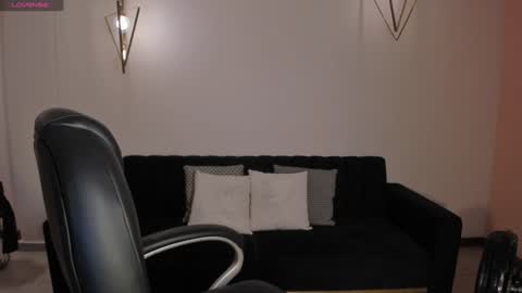 Kate Stonne online show from January 2025 03:20:01 AM