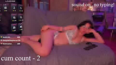 Snapshot of katiewoww chatting on April 2026 07:07:02 PM Miss Katie online show from April 2026 07:07:02 PM