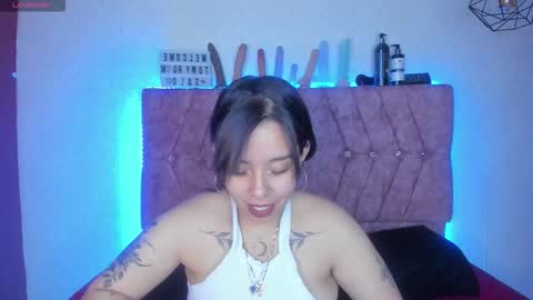 Katie online show from March 2026 01:16:02 AM