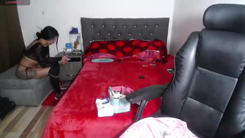 Snapshot of katik_11sexhot chatting on October 2025 02:34:02 AM Daniela  online show from October 2025 02:34:02 AM