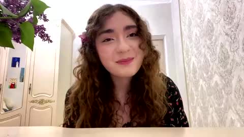 Snapshot of katinaflatau chatting on May 2026 07:41:01 PM Rosie online show from May 2026 07:41:01 PM