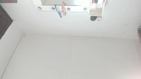 Snapshot of katitaluxury_hot chatting on March 2026 10:18:01 PM katitaluxury_hot online show from March 2026 10:18:01 PM