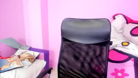 Snapshot of katiuska_doll_squirt chatting on April 2026 11:52:02 AM katiuska_doll_squirt online show from April 2026 11:52:02 AM