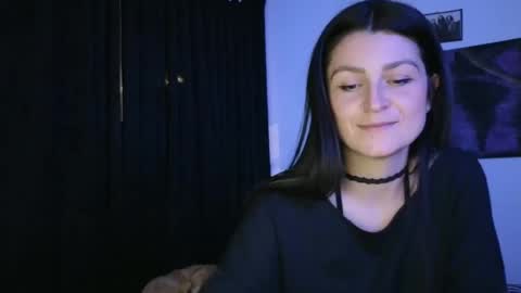 Snapshot of katlopez19 chatting on January 2025 12:22:01 AM katalina online show from January 2025 12:22:01 AM