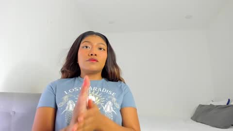 Follow me on instagram and twitter as correaktnees online show from December 2024 07:04:01 AM