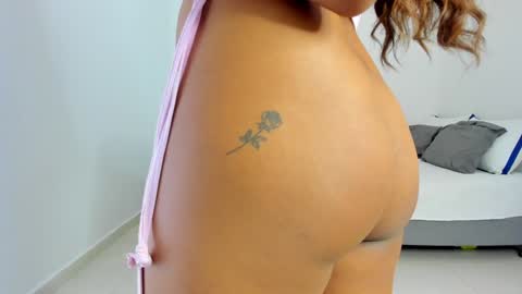 Follow me on instagram and twitter as correaktnees online show from December 2024 09:59:02 AM