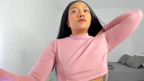 Follow me on instagram and twitter as correaktnees online show from March 2025 07:34:02 AM