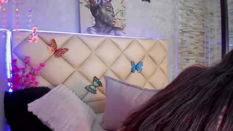 Snapshot of katniss_lovee_ chatting on October 2025 08:22:01 AM .... Katniss .... online show from October 2025 08:22:01 AM