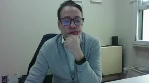 Snapshot of katoamad chatting on April 2026 12:39:01 PM katoamad online show from April 2026 12:39:01 PM