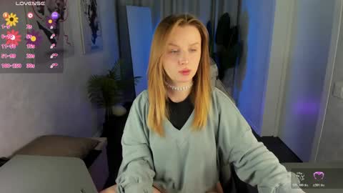 Snapshot of katrina_bail chatting on April 2026 01:16:01 AM Katrina Bail online show from April 2026 01:16:01 AM