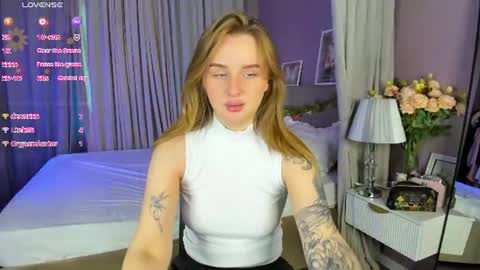 Snapshot of katrina_bail chatting on July 2026 02:05:02 AM Katrina Bail online show from July 2026 02:05:02 AM