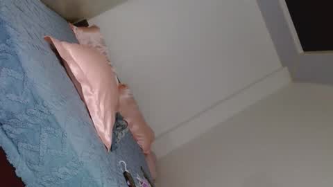 katrina_foxxx online show from September 2025 07:30:01 AM