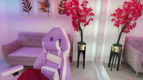 Snapshot of katrina_spencer chatting on April 2026 01:41:01 PM Katrina online show from April 2026 01:41:01 PM