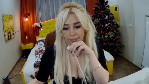 Snapshot of katrinacharm chatting on December 2025 05:10:02 PM katrinacharm online show from December 2025 05:10:02 PM