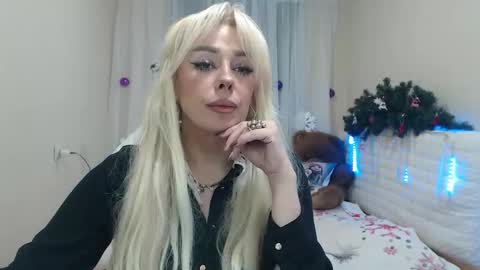 Snapshot of katrinacharm chatting on December 2025 08:03:02 PM katrinacharm online show from December 2025 08:03:02 PM