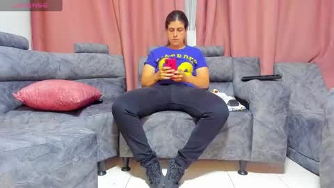 Snapshot of katrinadj chatting on February 2025 11:34:02 PM Marce online show from February 2025 11:34:02 PM