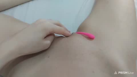 Snapshot of katrinna_arinna chatting on January 2025 06:58:02 PM katrina dont forget to give me thumbs up online show from January 2025 06:58:02 PM