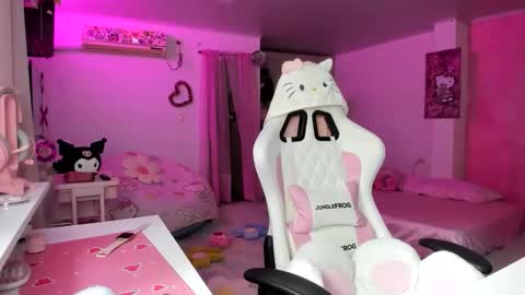 Snapshot of katrinrosex chatting on March 2026 02:31:02 PM Katrin online show from March 2026 02:31:02 PM