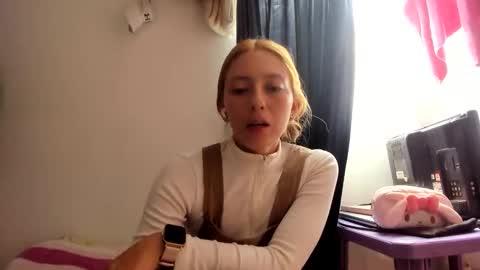 Snapshot of katrinrosex chatting on April 2026 06:13:02 PM Katrin online show from April 2026 06:13:02 PM